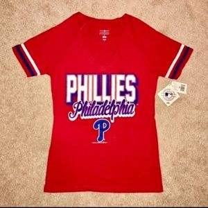 Women’s Philadelphia Phillies VNeck Top - Size Small